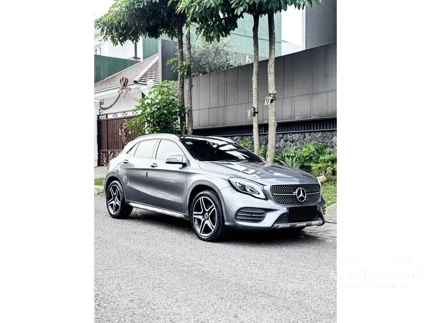 2017 Mercedes-Benz GLA200 AMG SUV