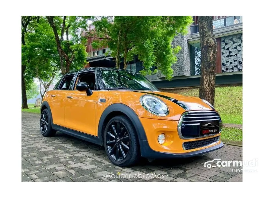 2017 MINI Cooper Hatchback