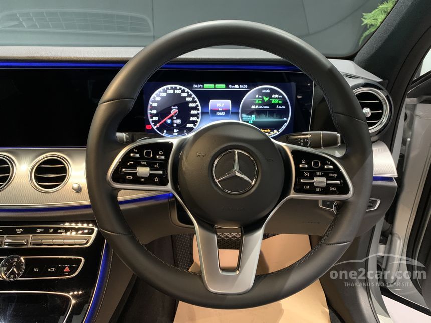 2020 Mercedes-Benz E300 e Avantgarde Sedan