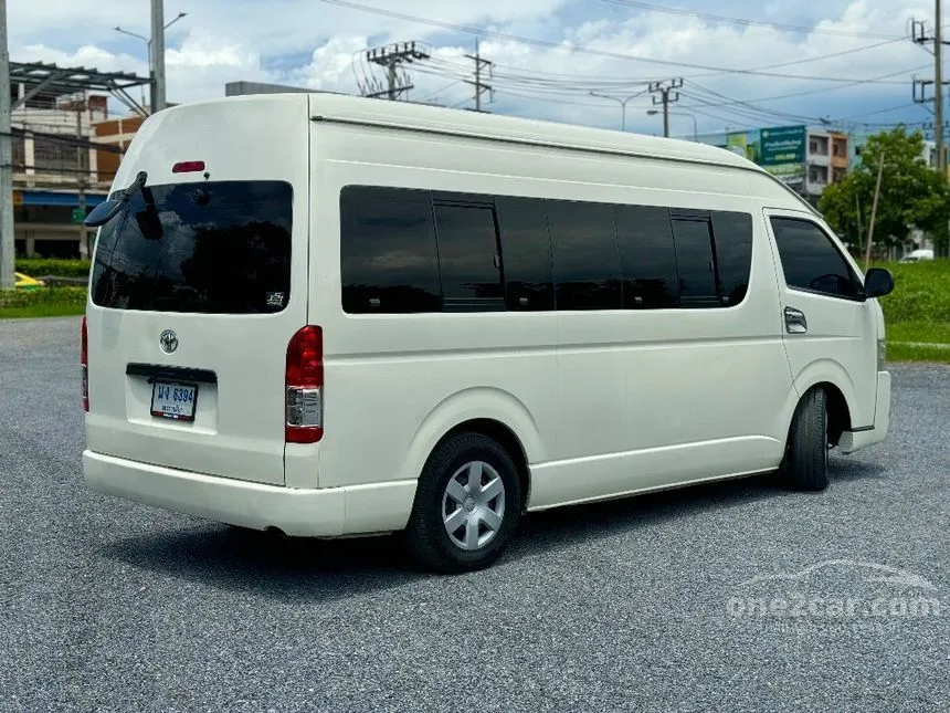 2011 Toyota HIACE VVTi Van