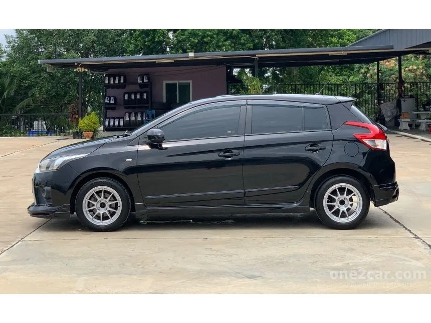 2014 Toyota YARIS E Hatchback