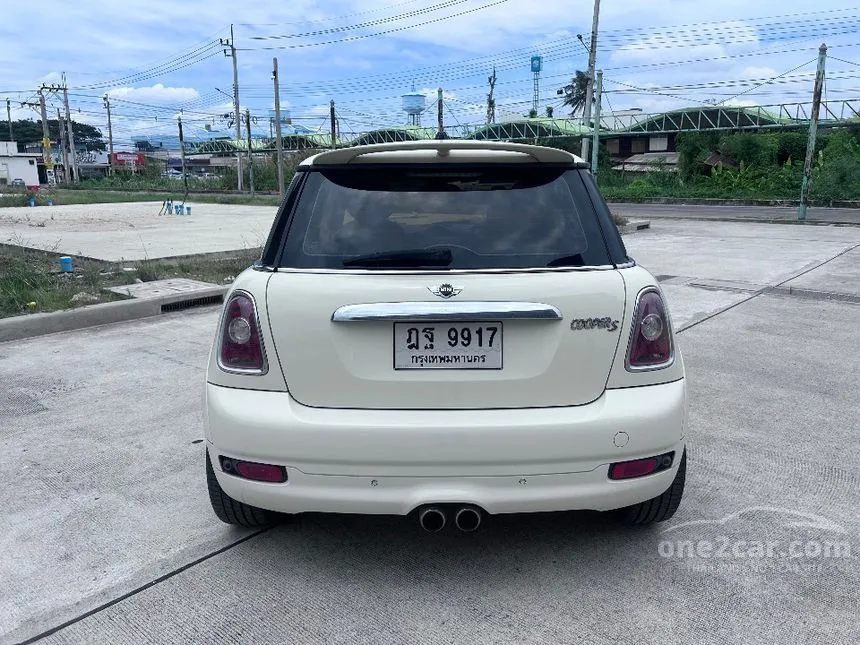 2010 Mini ONE Hatchback