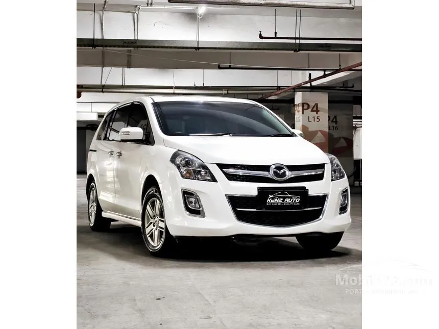 2012 Mazda 8 MPV