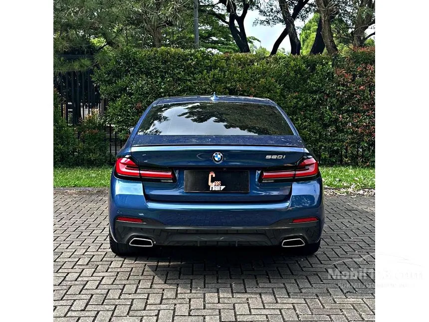 2021 BMW 520i M Sport Sedan