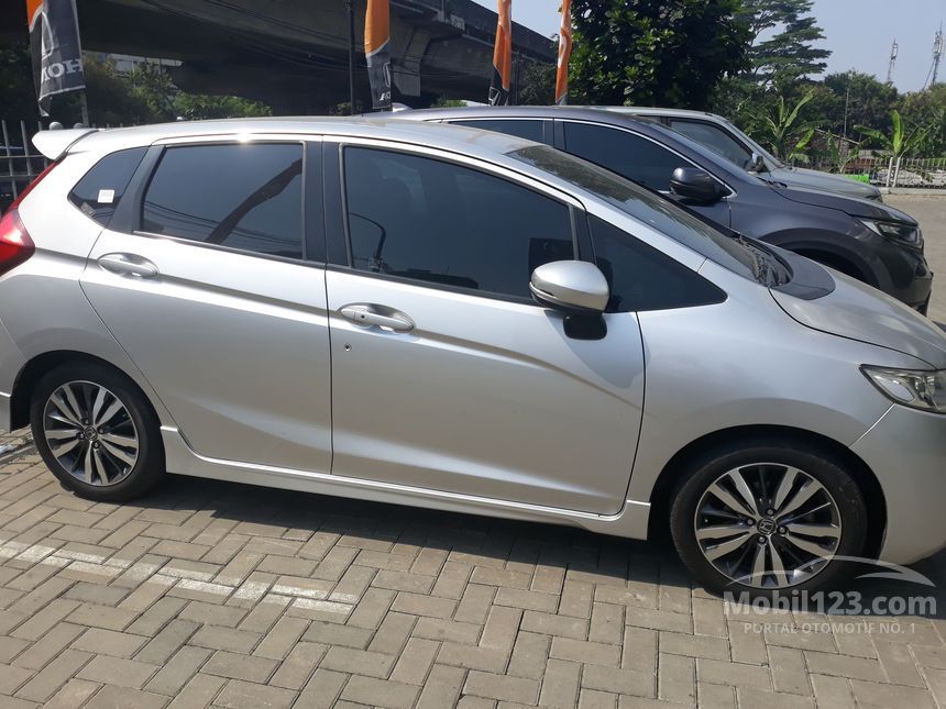 Jual Mobil  Honda  Jazz  2021  RS  1 5 di Jawa Barat Automatic 