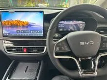 2026 BYD M6 1.5 DM-i Cross Superior Captain PHEV MPV