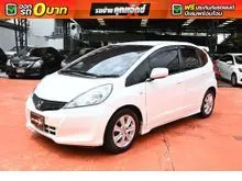 2013 Honda JAZZ 1.5 (ปี 08-14) V Hatchback