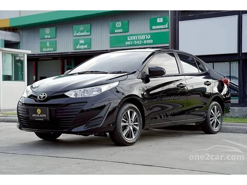 2017 Toyota Yaris Ativ J Sedan