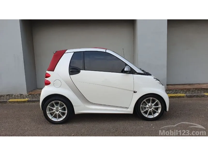2013 smart fortwo Passion Convertible