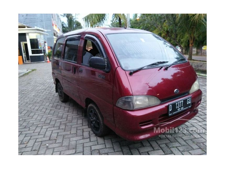 Jual Mobil  Daihatsu  Zebra  2004 ZL  1 3 di DKI Jakarta 