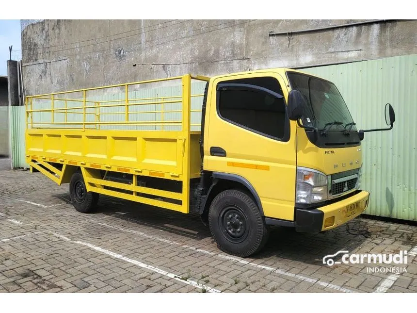 2023 Mitsubishi Canter FE 71 L Trucks