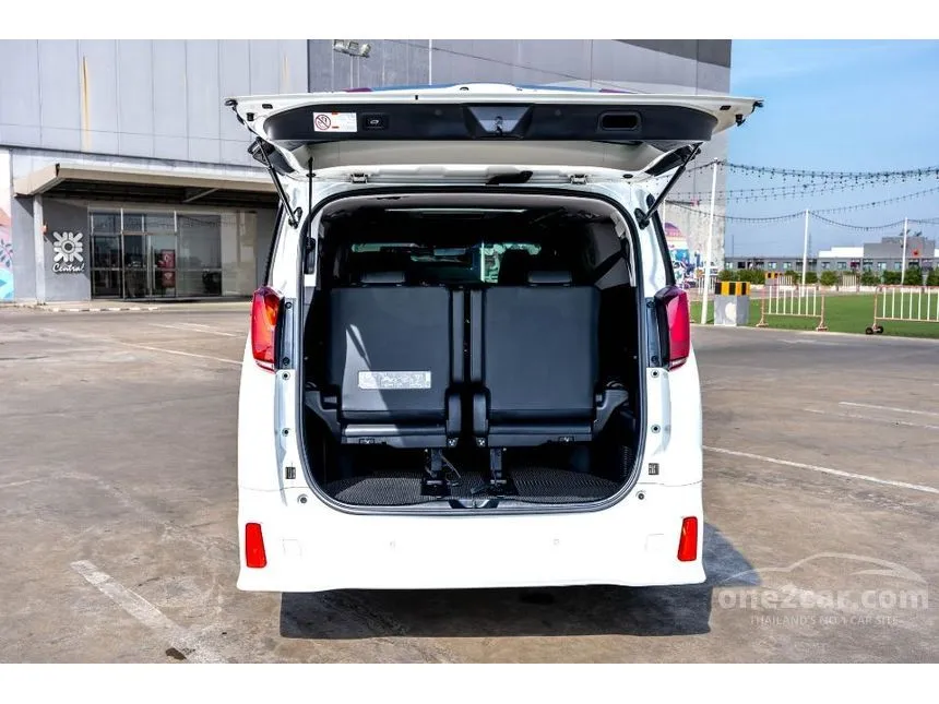 2022 Toyota Alphard HYBRID SR C-Package E-Four Van