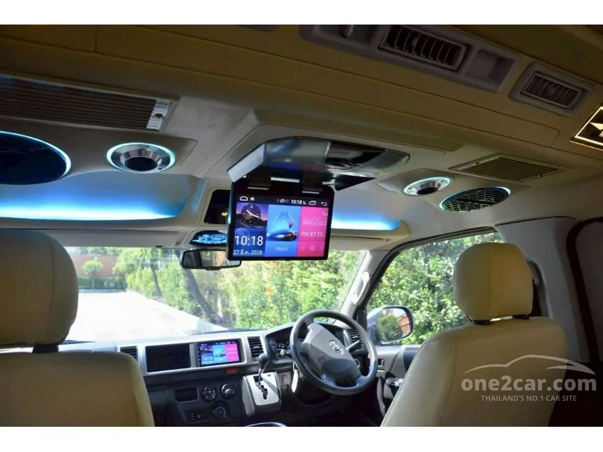 2017 Toyota VENTURY V Van