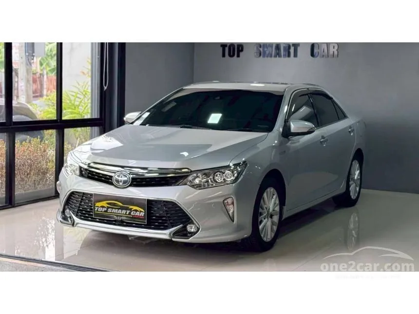 2017 Toyota CAMRY Hybrid Premium Sedan