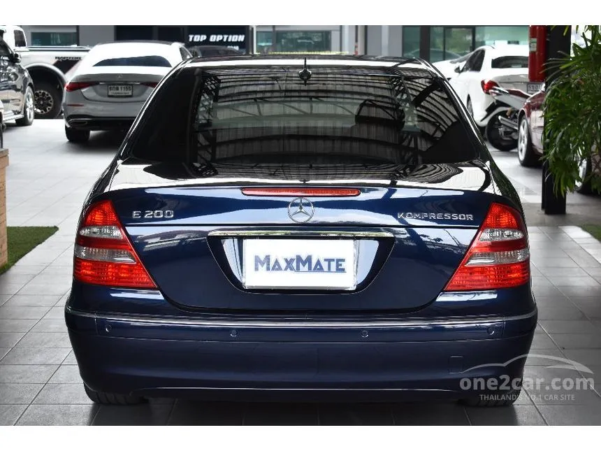 2003 Mercedes-Benz E200 Kompressor Elegance Sedan