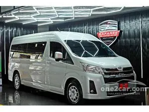 2024 Toyota Commuter 2.8 Van