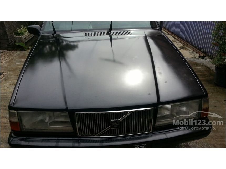 Jual Mobil  Volvo 740 1991 2 3 Manual 2 3 di Jawa  Barat  