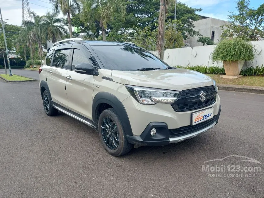 2023 Suzuki XL7 Alpha Hybrid SUV
