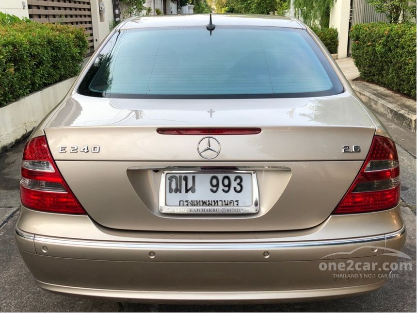 Mercedes-Benz E240 2006 Avantgarde 2.6 in กรุงเทพและปริมณฑล Automatic Sedan สีทอง for 475,000 ...