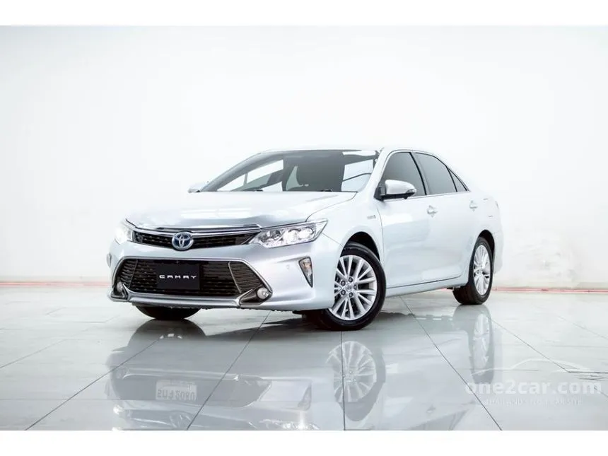2016 Toyota CAMRY Hybrid Sedan