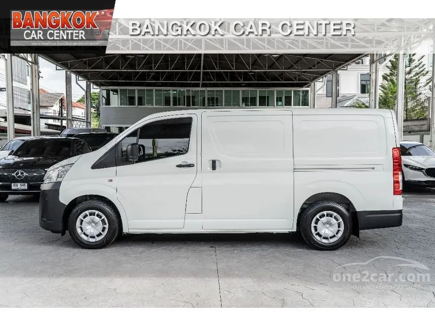 2022 Toyota HIACE Eco Van
