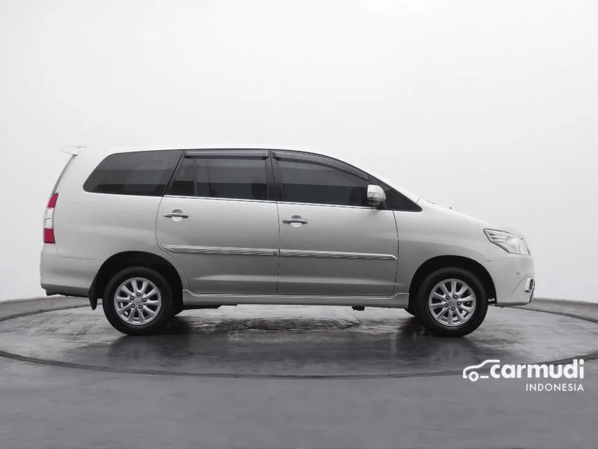 2014 Toyota Kijang Innova V MPV