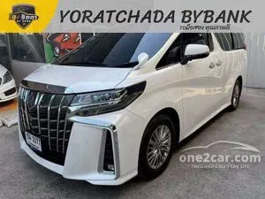 2019 Toyota ALPHARD 2.5 Hybrid SR C-Package E-Four Van