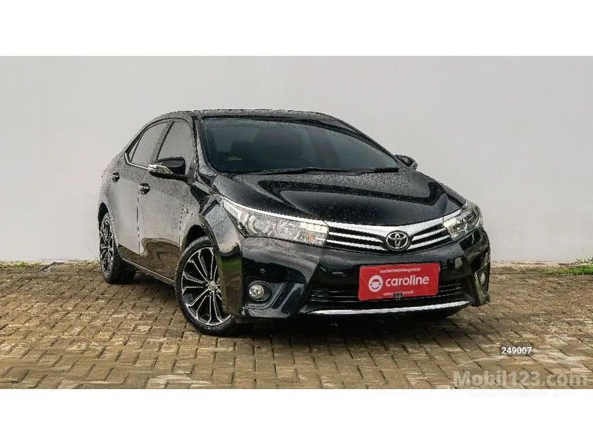 2015 Toyota Corolla Altis V Sedan