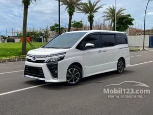 2019 Toyota Voxy 2.0 MPV