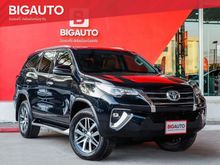 2018 Toyota Fortuner 2.8 (ปี 15-18) V SUV 4WD AT