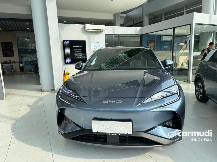 2025 BYD Sealion 7 Premium SUV