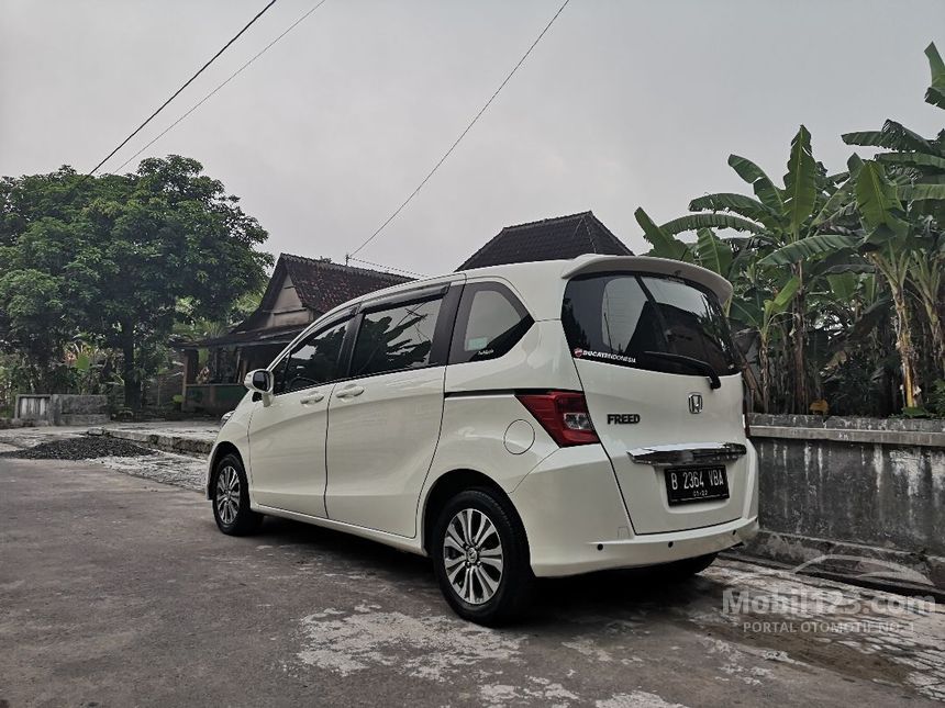 Jual Mobil Honda Freed 2012 E 1.5 di Jawa Tengah Automatic 