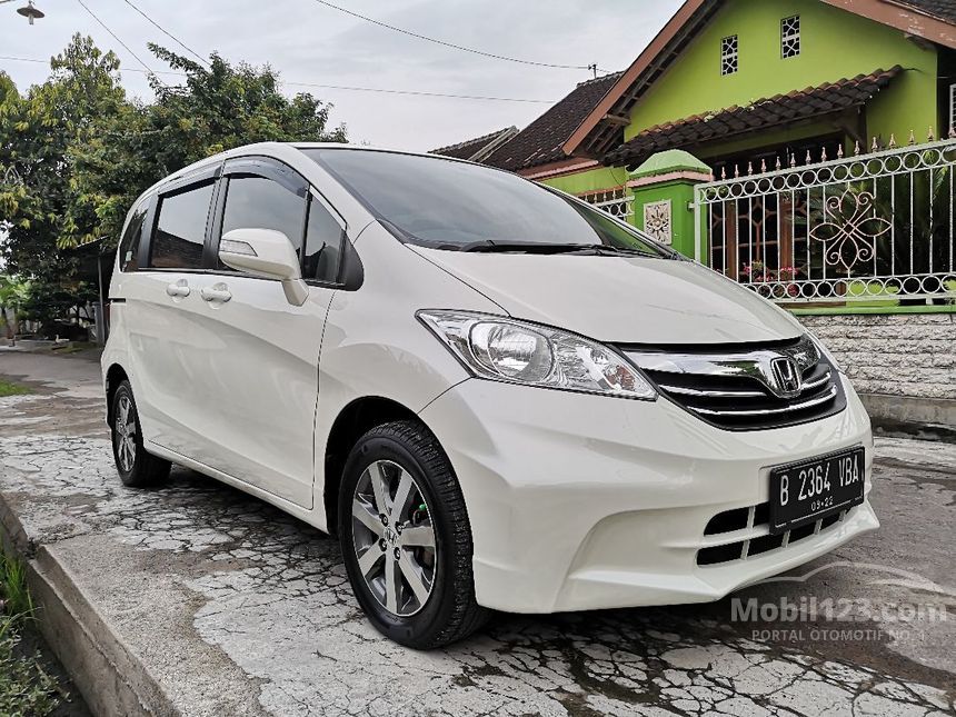 Jual Mobil Honda Freed 2012 E 1 5 di Jawa Tengah Automatic Jual Mobil Honda Freed 2012 E 1 5 di Jawa Tengah Automatic