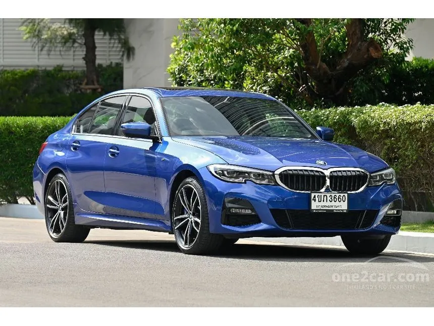 2021 BMW 330e M Sport Sedan