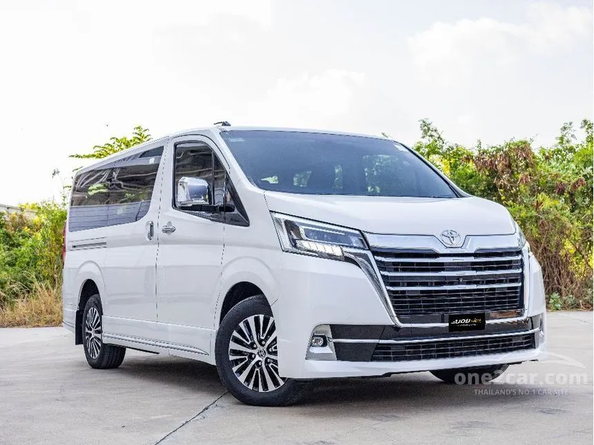 2020 Toyota Majesty Premium Van