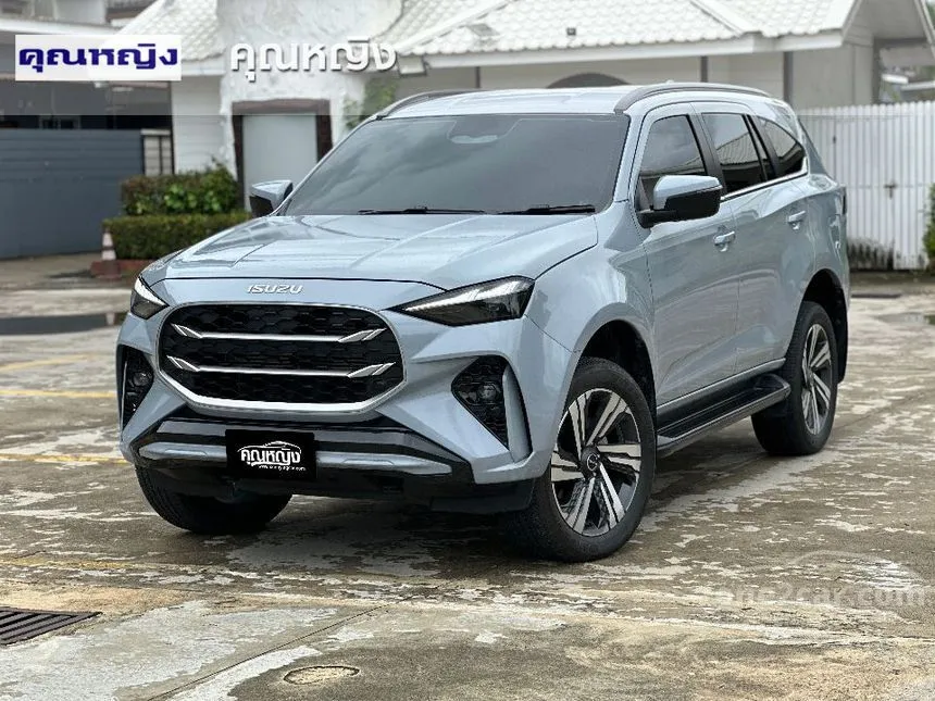 2025 Isuzu MU-X Ultimate SUV