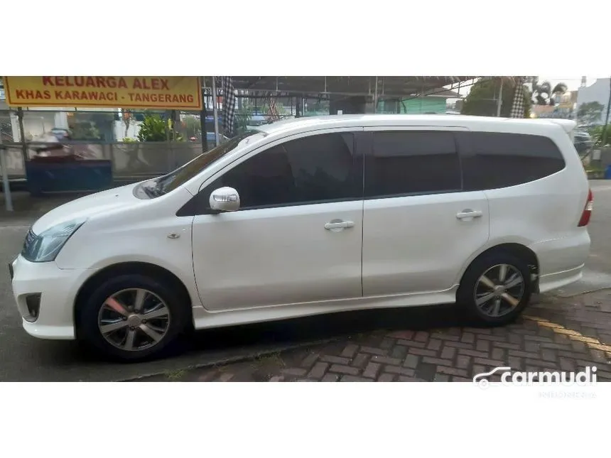 2012 Nissan Grand Livina XV MPV