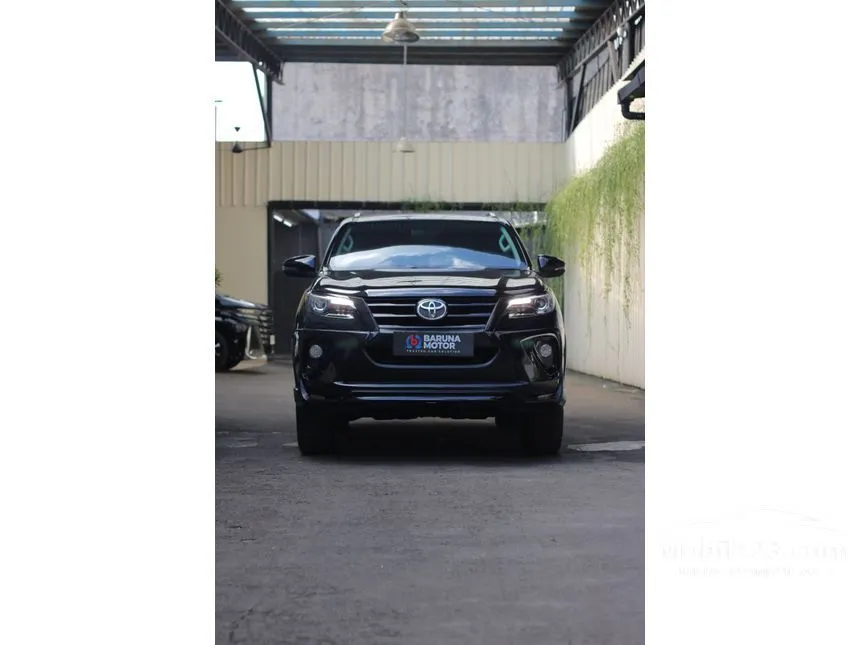 2018 Toyota Fortuner VRZ 4X2 SUV