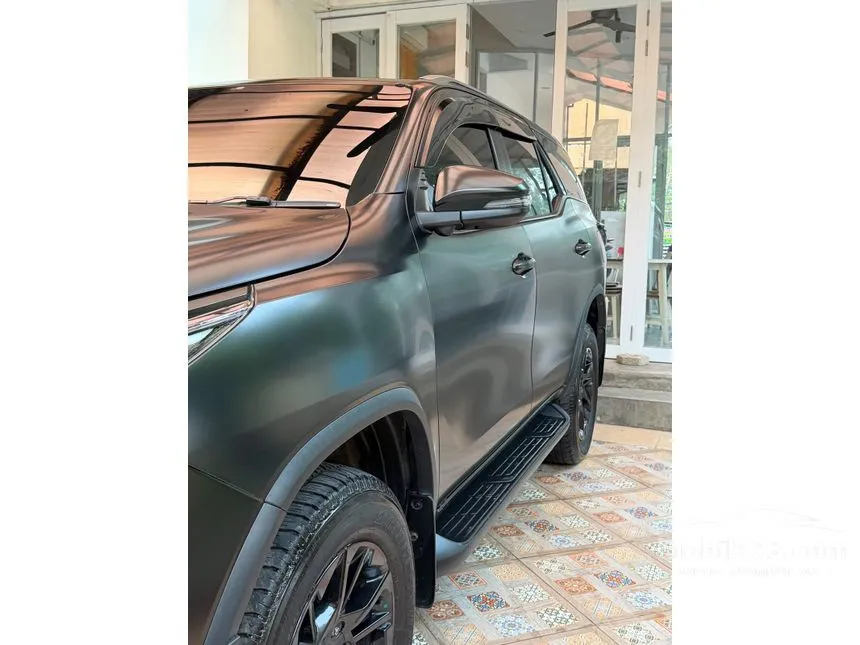 2023 Toyota Fortuner GR Sport 4X2 SUV