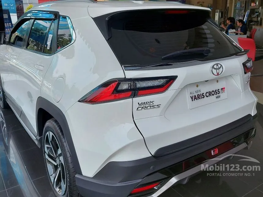 2024 Toyota Yaris Cross S HV with GR Parts Aero Pkg SUV