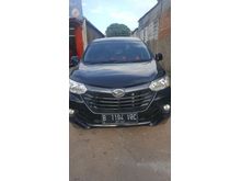 D. Grand Xenia X mt 2018 Hitam