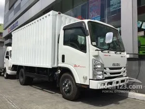 2021 Isuzu Elf 4.6 NMR 71 Trucks Tahun 2022 ( Mobil Baru )