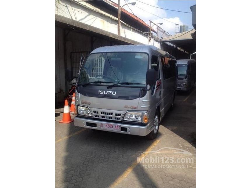 Jual Mobil Isuzu Elf 2015 NKR 55 MICROBUS LWB Manual 2.8 