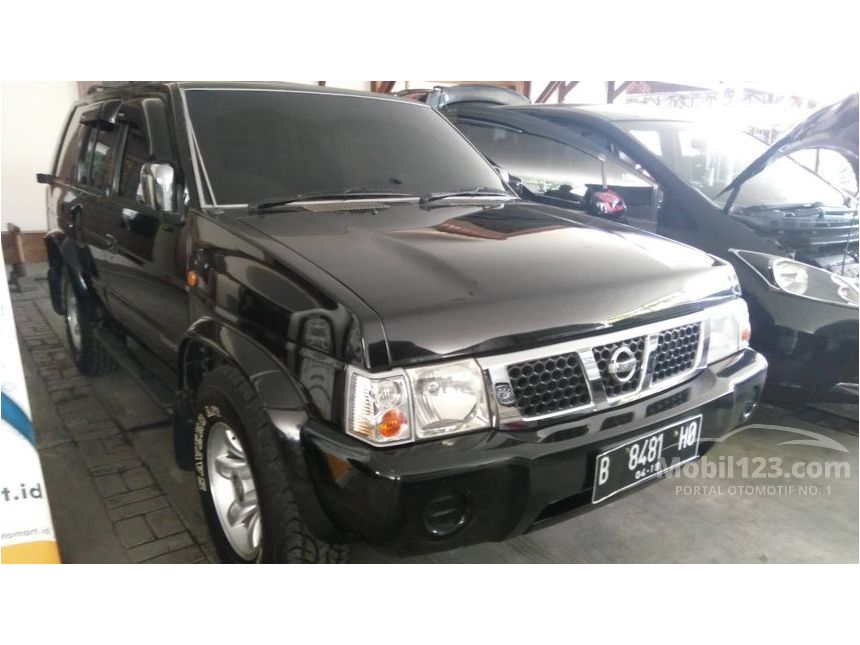 Jual Mobil  Nissan  Terrano  2004 Grandroad G2 2 4 di DKI 