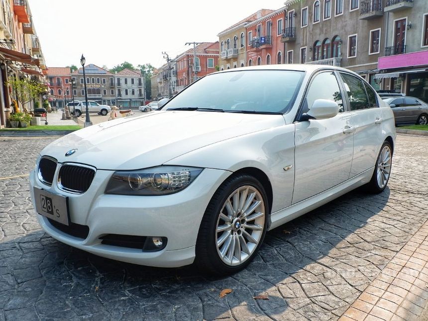 Бмв 318i 2011