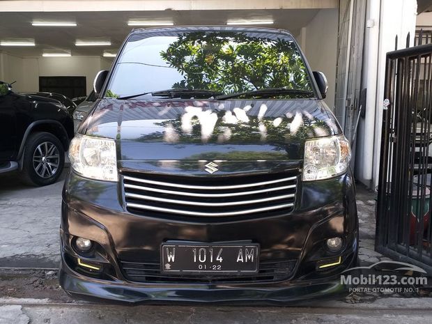 Mobil bekas dijual di Surabaya Jawa-timur Indonesia Mobil bekas dijual di Surabaya Jawa-timur Indonesia