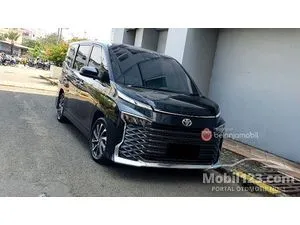 2022 Toyota Voxy 2.0 MPV
