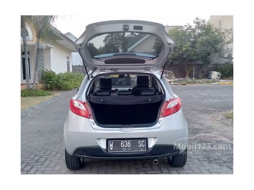 Jual Mobil Mazda 2 2012 R 1.5 di Jawa Timur Automatic 