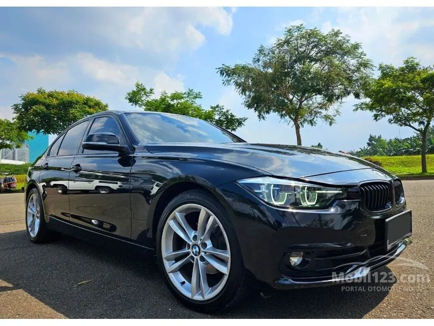 Jual Mobil BMW 320i 2019 Sport 2.0 di DKI Jakarta Automatic Sedan Hitam Rp 540.000.000