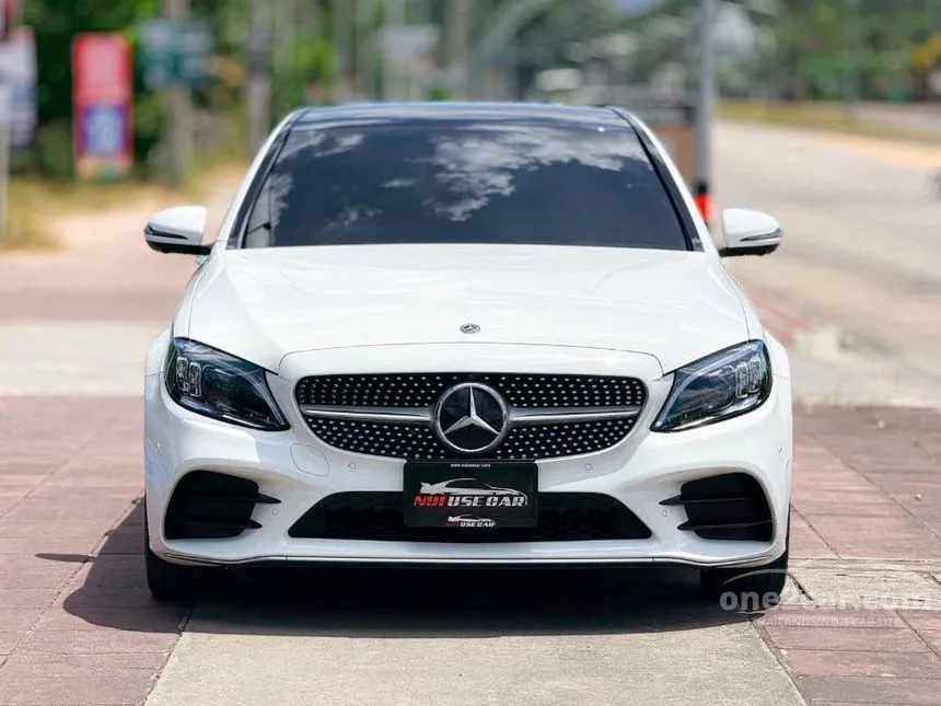 2019 Mercedes-Benz C220 d AMG Dynamic Sedan